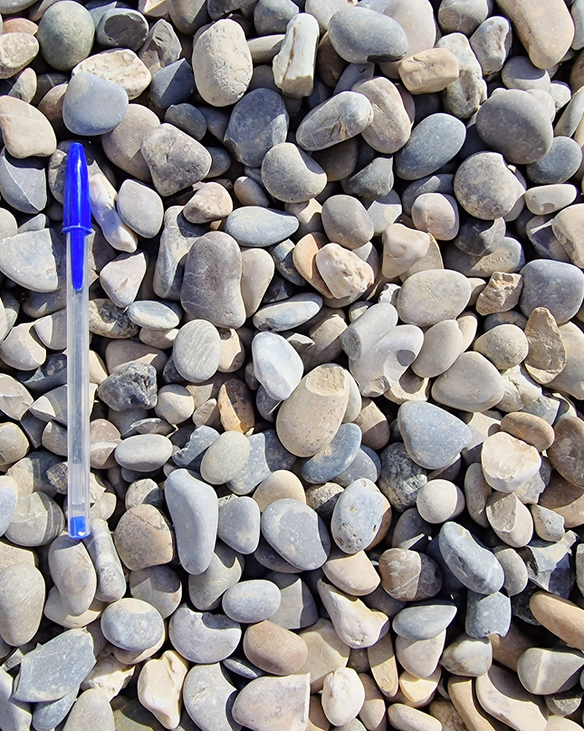 Gravier roulé lavé ou galet de rivière (durance) 20/40 mm