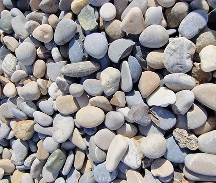 Gravier roulé lavé ou galet de rivière (durance) 20/40 mm
