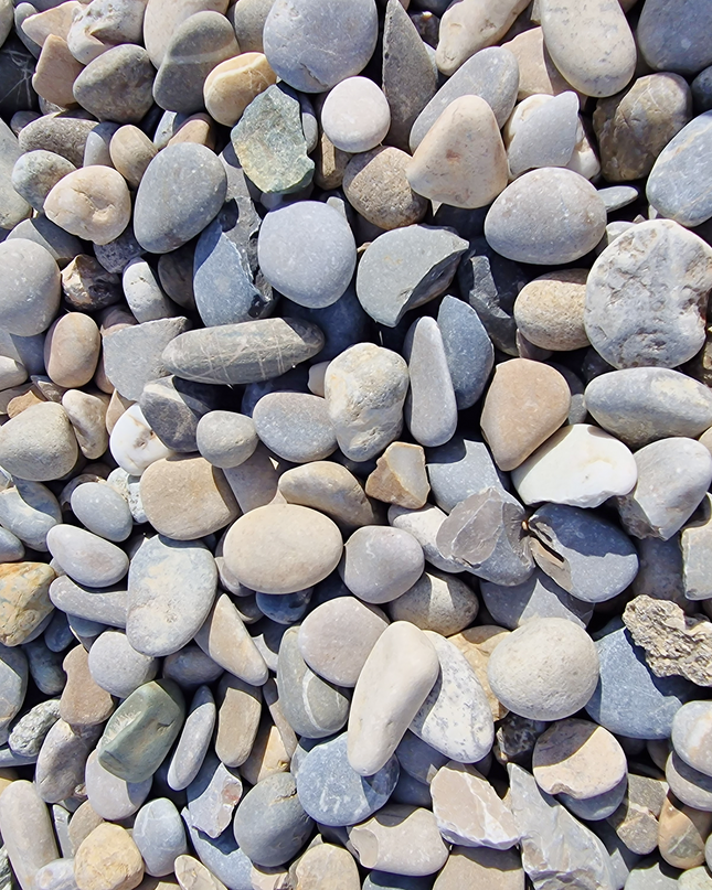 Gravier roulé lavé ou galet de rivière (durance) 20/40 mm