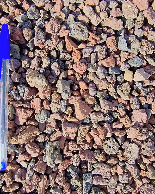 Pouzzolane 6/12 mm – Paillage minéral &amp; drainage